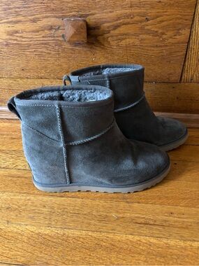 UGG Women's Classic Femme Mini Wedge Boots